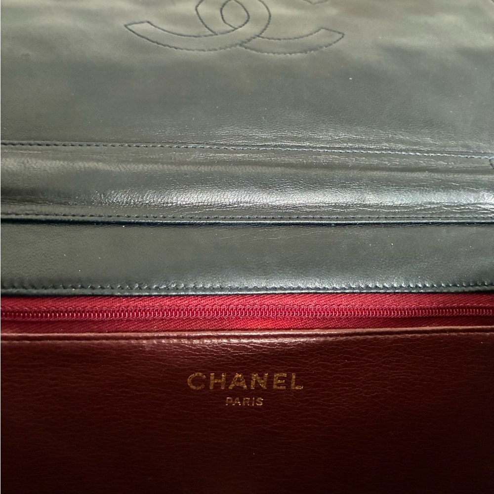 CHANEL Elegant Black Lambskin, Shoulder Bag or Clutch ~ 24K Gold Accent - Picture 13 of 17